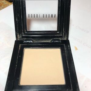 Bobbi Brown eye shadow